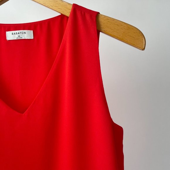 Aritzia Babaton Orange Cropped V Neck Flowy Crepe Sleeveless Tank, Size XS - Picture 3 of 7